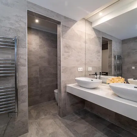 Bright New In Puente