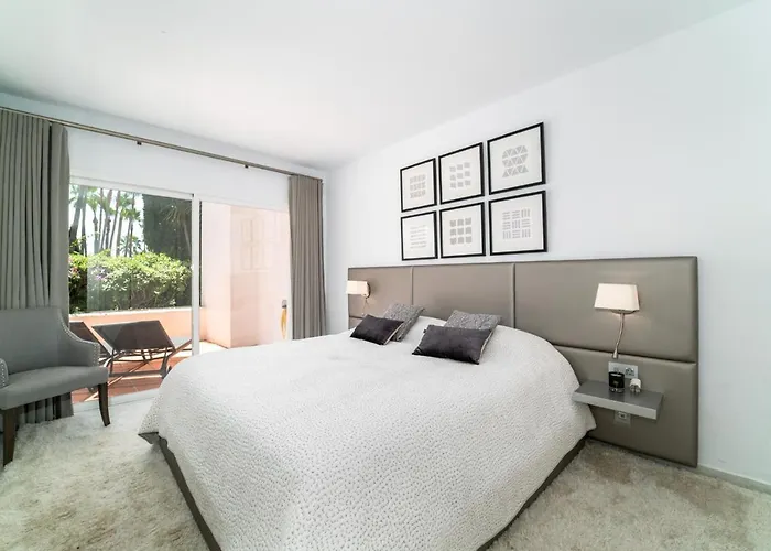 Bright New In Puente *