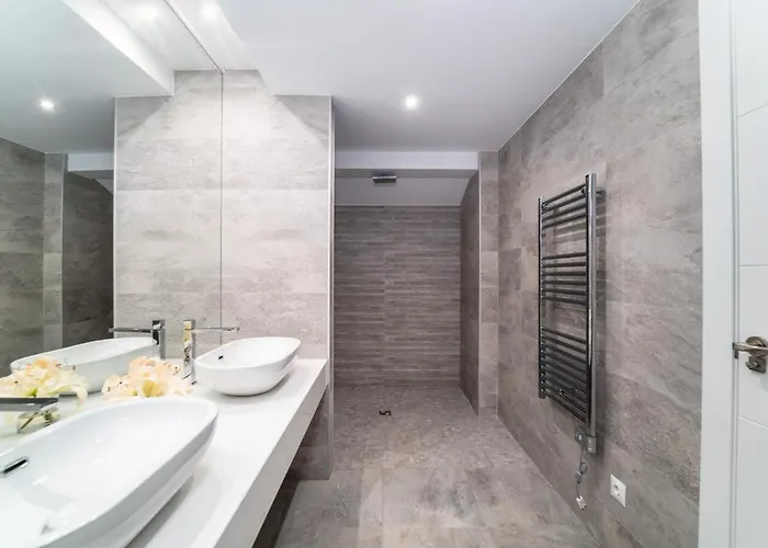 Bright New In Puente