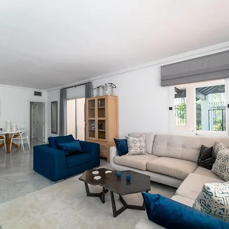 Bright New In Puente Apartman Marbella